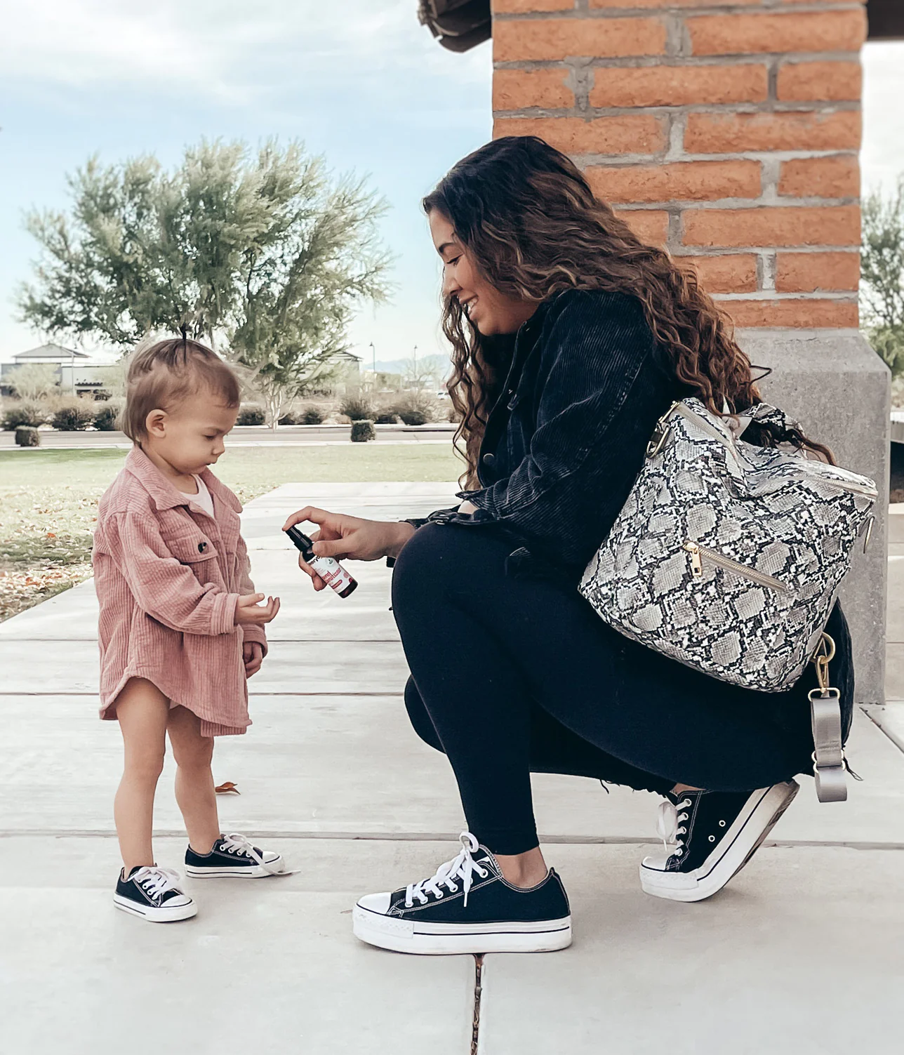 Ruby Grapefruit Hand Sanitizer Spray - Image 3