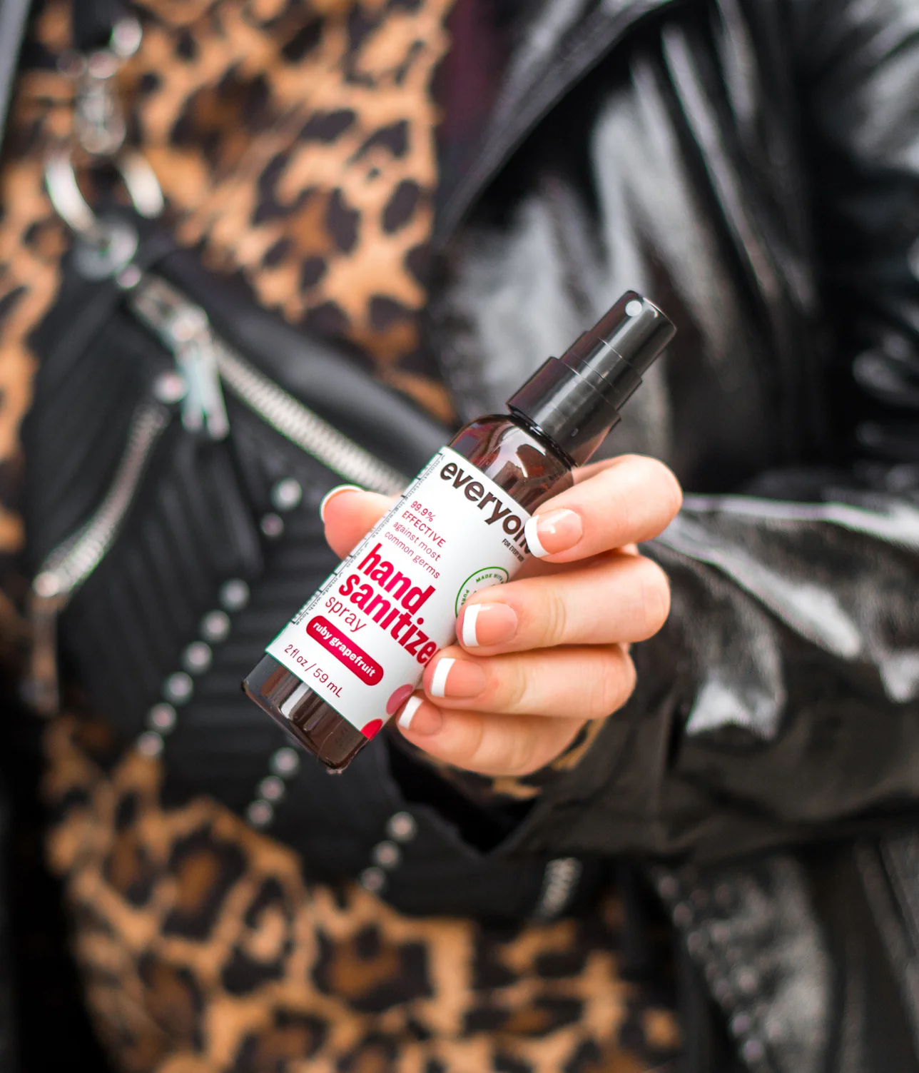 Ruby Grapefruit Hand Sanitizer Spray - Image 4